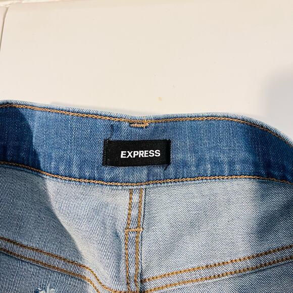 Express Shortie Midrise Shorts  16 - Picture 3 of 14